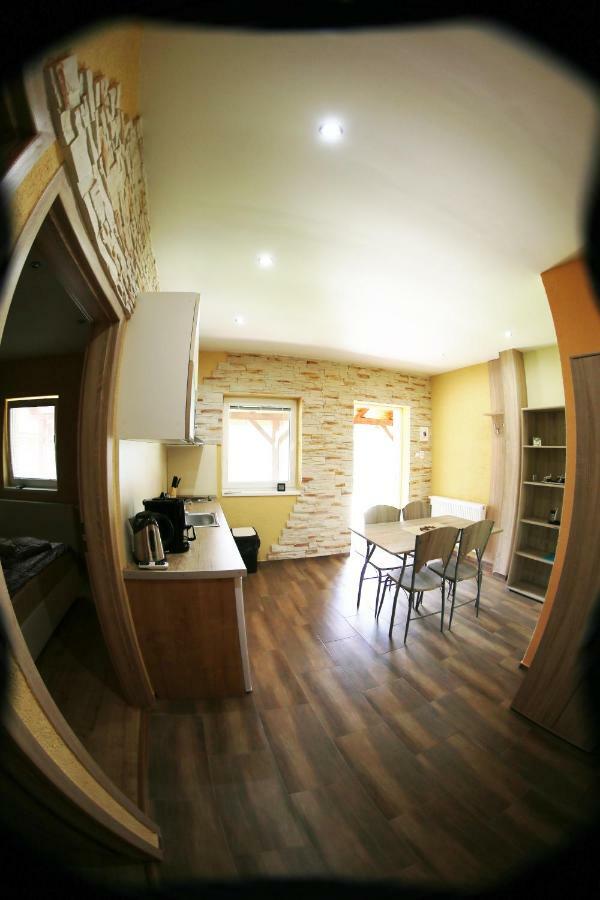 Apartmany Dimitra Štúrovo Extérieur photo