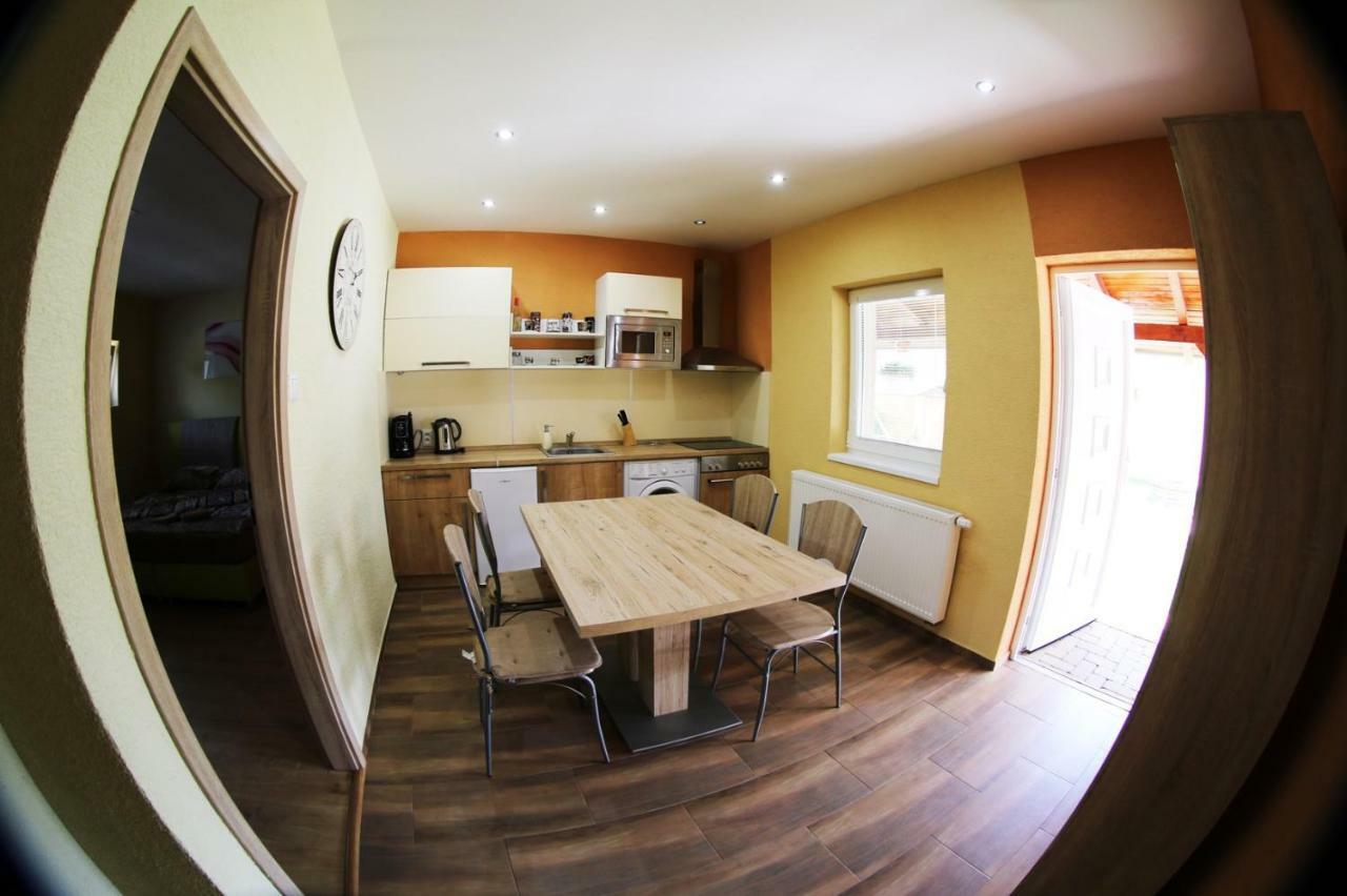 Apartmany Dimitra Štúrovo Extérieur photo